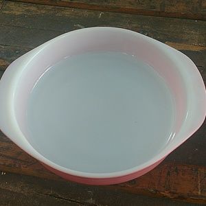 Other - Pink Pyrex 8" Cake Pan Other - Pink Pyrex 8" Cake Pan